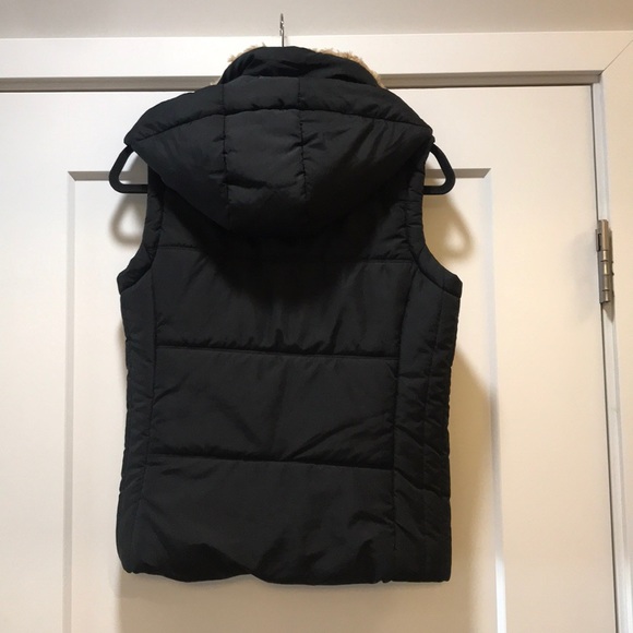 Black Vest - Picture 2 of 2